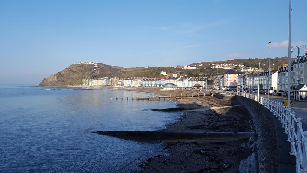 Parc Y Bryn Luxury Penthouse Apartment Aberystwyth Dış mekan fotoğraf